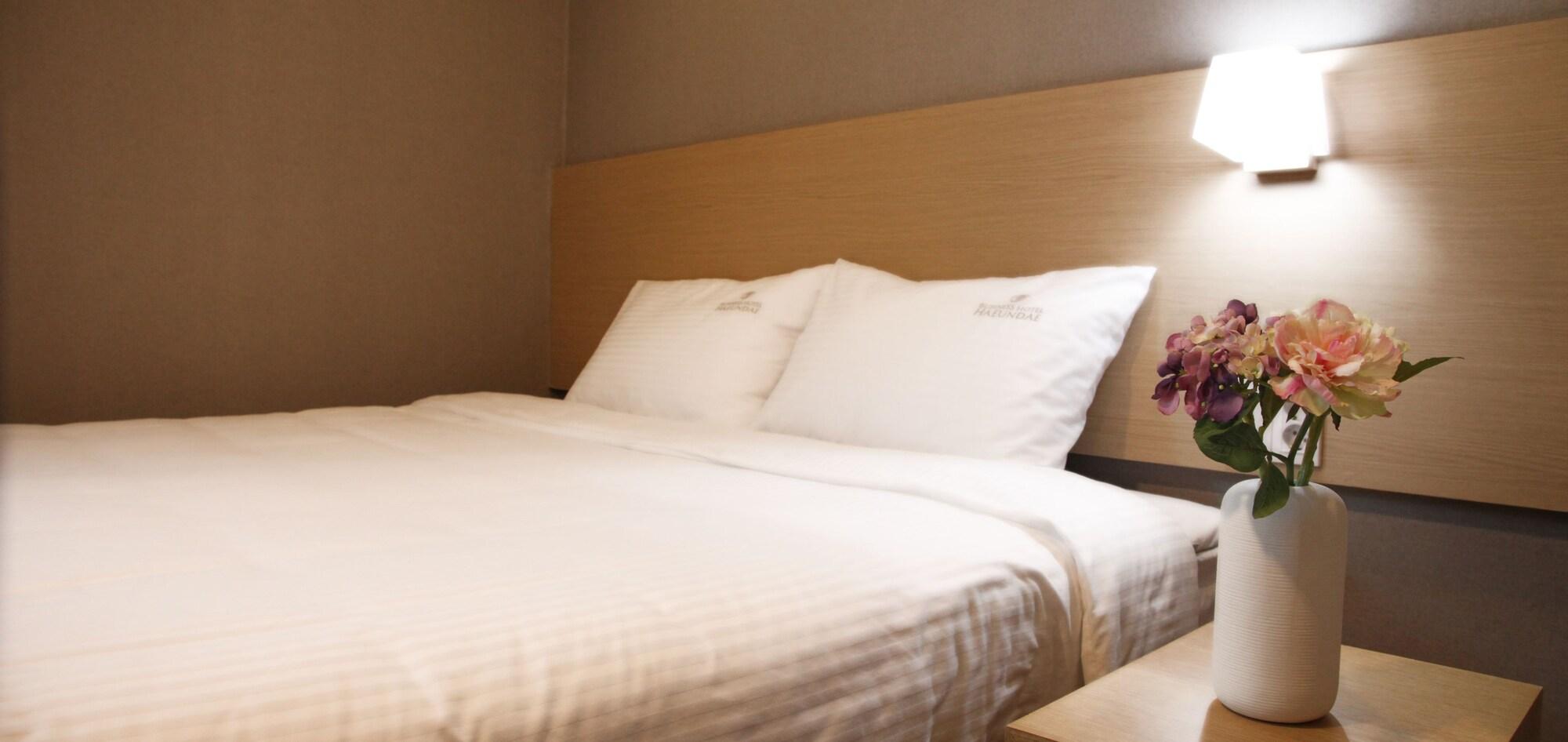 Business Hotel Haeundae S Busan Exteriör bild