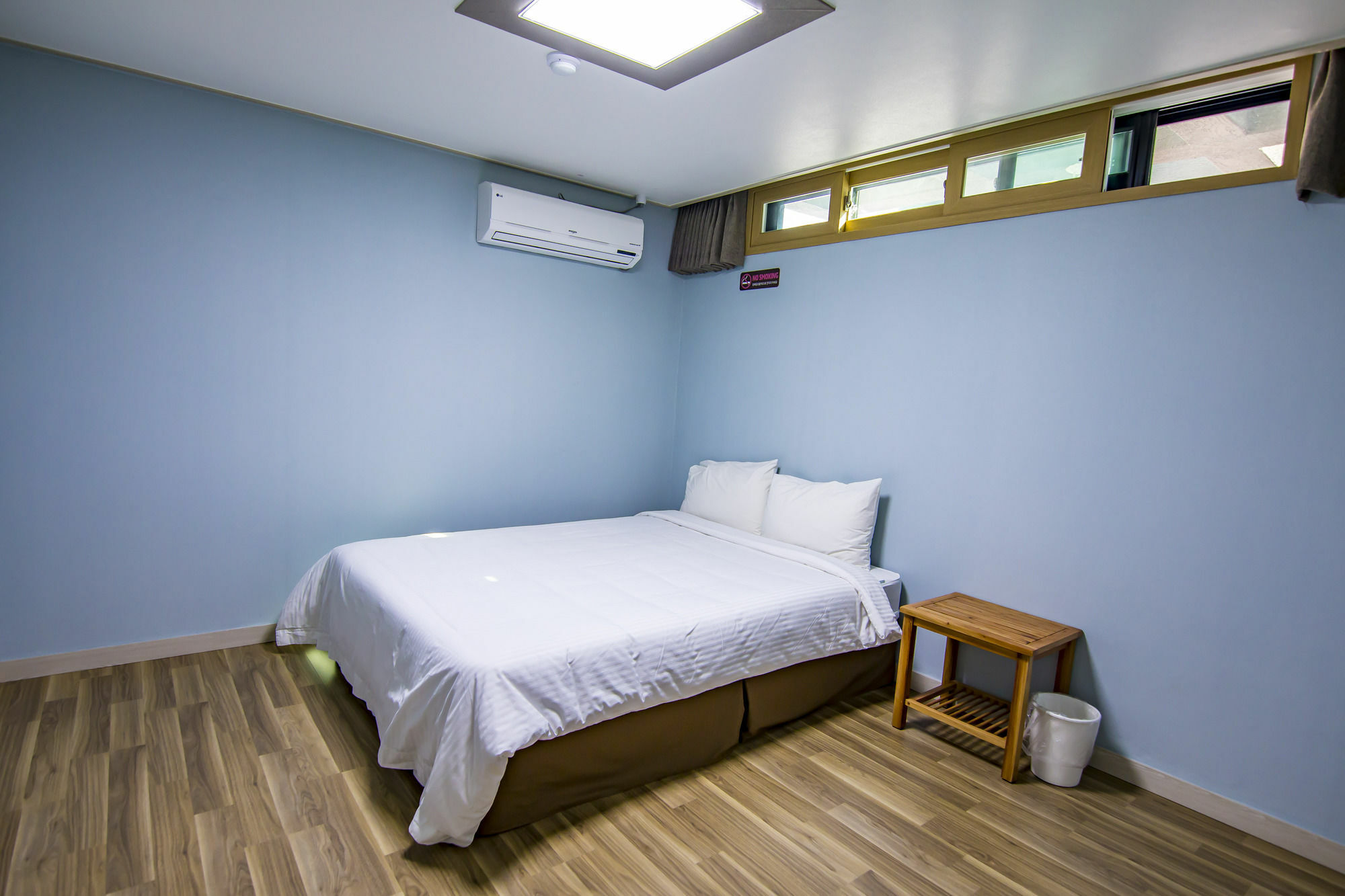 Business Hotel Haeundae S Busan Exteriör bild